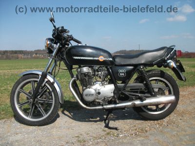 Yamaha_XS_400_2A2_schwarz_Route_76_wie_XS_250_360_400_SOHC_SE_1U4_1U5_2A2_4G5_12.jpg