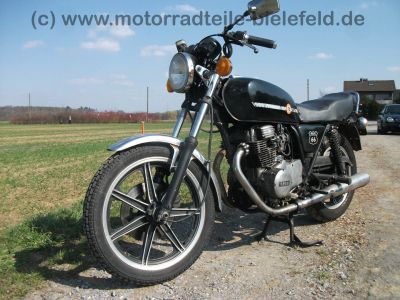 Yamaha_XS_400_2A2_schwarz_Route_76_wie_XS_250_360_400_SOHC_SE_1U4_1U5_2A2_4G5_13.jpg
