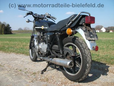 Yamaha_XS_400_2A2_schwarz_Route_76_wie_XS_250_360_400_SOHC_SE_1U4_1U5_2A2_4G5_14.jpg