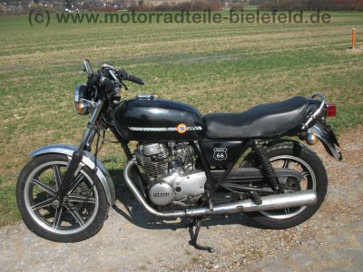 Yamaha_XS_400_2A2_schwarz_Route_76_wie_XS_250_360_400_SOHC_SE_1U4_1U5_2A2_4G5_16.jpg