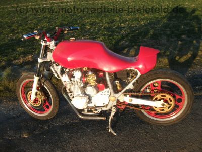 Yamaha_XJ_600_3KM_Cafe-Racer_rot_Tank_Sitz_Monocoque_-_wie_XJ_400_500_550_650_700_750_Maxim_Radian_SECA_51J_3KN_4V8_4K0_11M_41Y_12.jpg